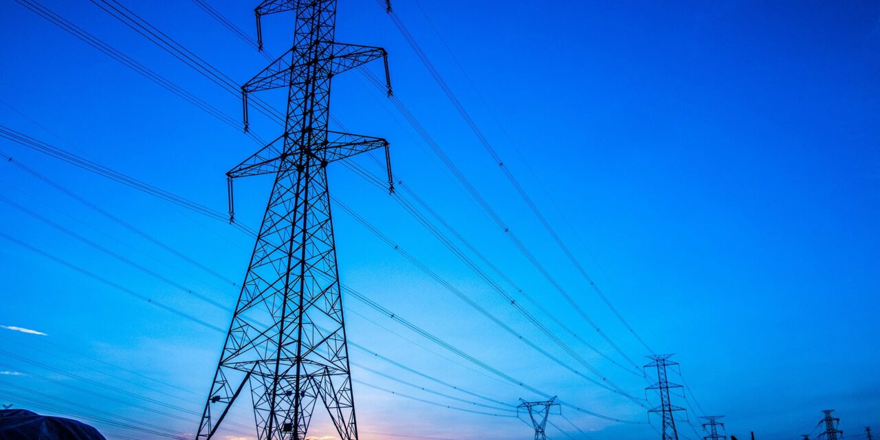 https://interlinkedplc.com/wp-content/uploads/2022/01/power-grid-1587982_1920-1280x640.jpg